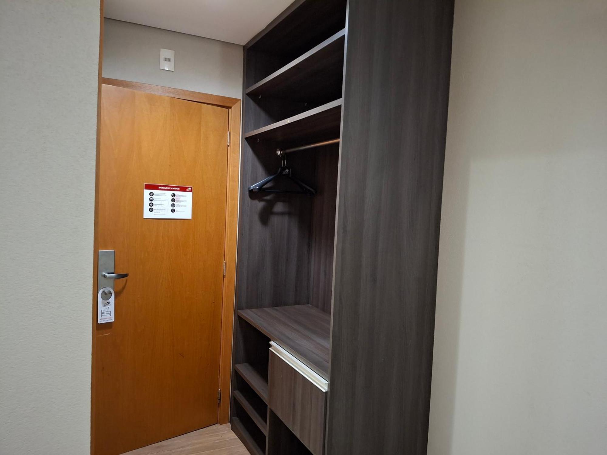 Onix Inn Hotel Cravinhos Eksteriør bilde